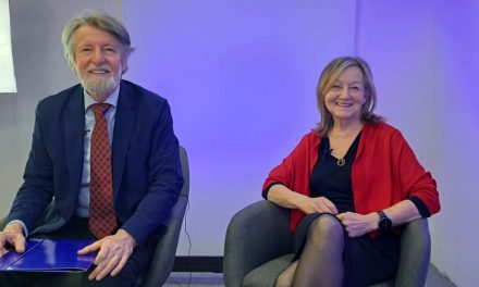 V nocojšnji oddaji “Med nami povedano” zakonca MIKŠA – donatorja razstavljenega starega pohištva in drugih muzejskih eksponatov v Ormoškem gradu