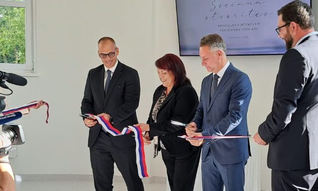 V Psihiatrični bolnišnici Ormož so 18. septembra 2026 svečano odprli celovito prenovljena intenzivna varovana oddelka (moškega in ženskega)