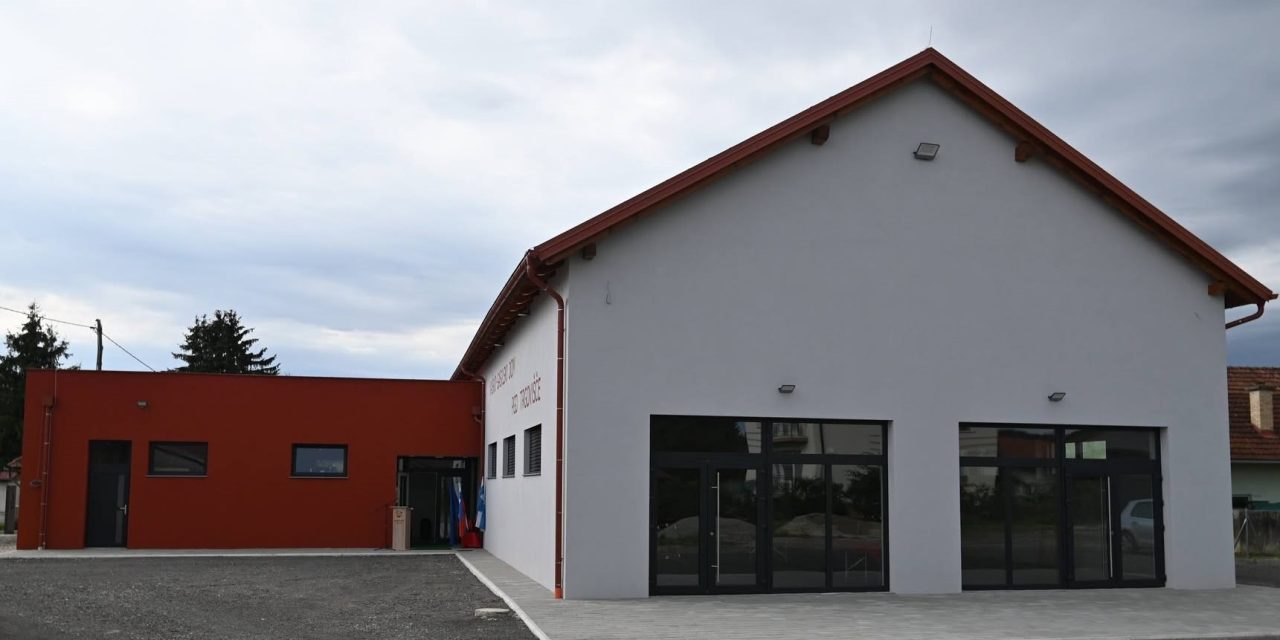 V Trgovišču uradno odprli novi vaško-gasilski dom