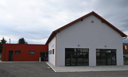 V Trgovišču uradno odprli novi vaško-gasilski dom